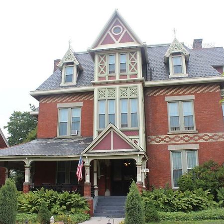Spencer House Bed & Breakfast Erie Exteriér fotografie